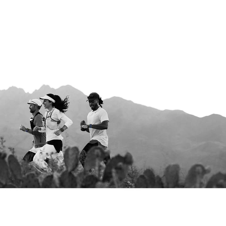 Apple Watch Ultra 3, 49mm, Black Titanium Case (GPS+Cellular)