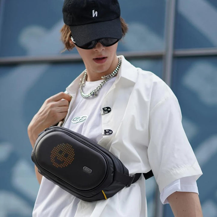 حقيبة ديفووم بيكسو سلينج C مع شاشة LED للرسوم المتحركة قابلة للتخصيص والتحكم عبر التطبيق – أسود