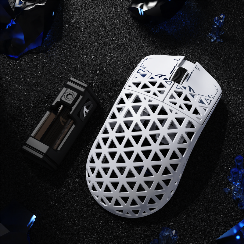 ATTACK SHARK R5 Ultra 39g SUPERLIGHT Carbon Fiber Wireless 8K PAW3950MAX Gaming Mouse PAW3950MAX up to 42000 DPI - White