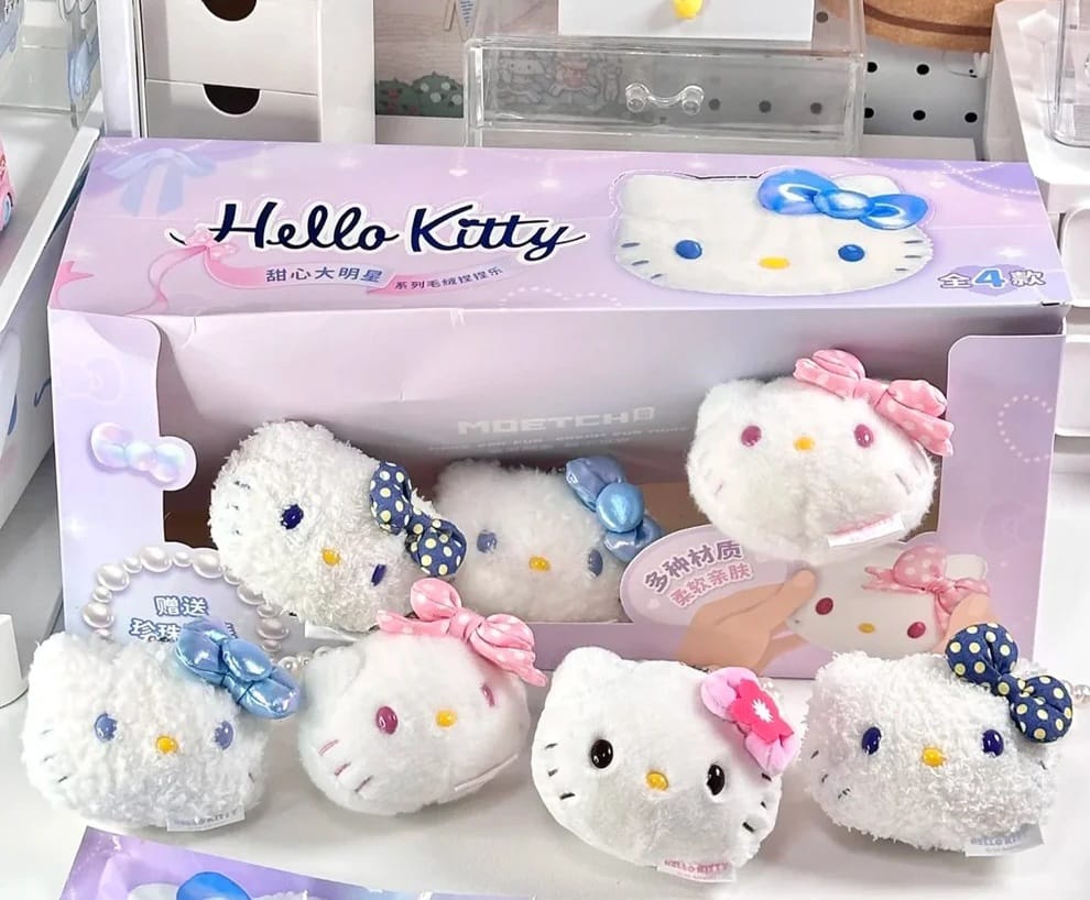 Hello Kitty Sweetheart Superstar Series (Blind Box) selling per piece - 25MR-001