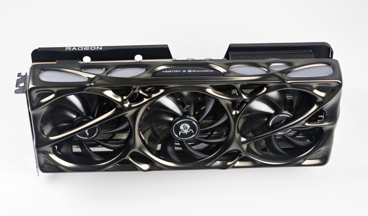 بطاقة رسومات ييستون جرافاستار راديون آر إكس 9070 إكس تي ميركوري نوفا أو سي 16 جيجابايت