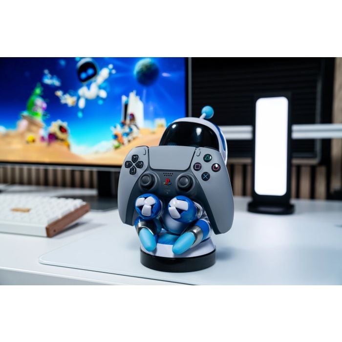 CG Sony: Astro Bot Controller and Phone Holder