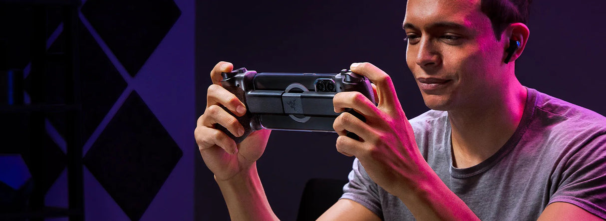 Razer Kishi V3 Full-Sized USB C Controller for iPhone & Android