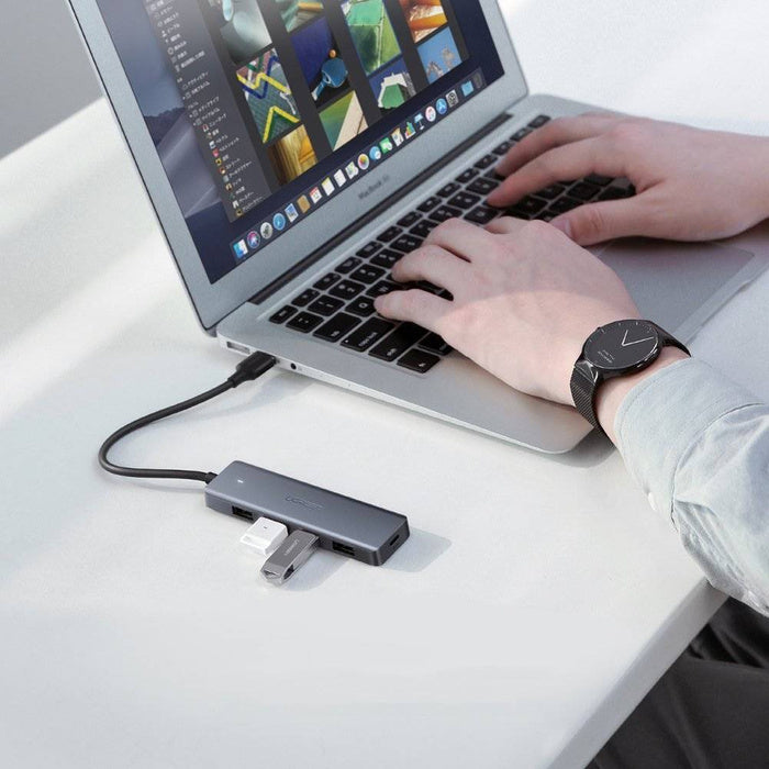 Ugreen USB HUB - 4x USB 3.2 Gen 1 with USB-C power port (CM219 50985)