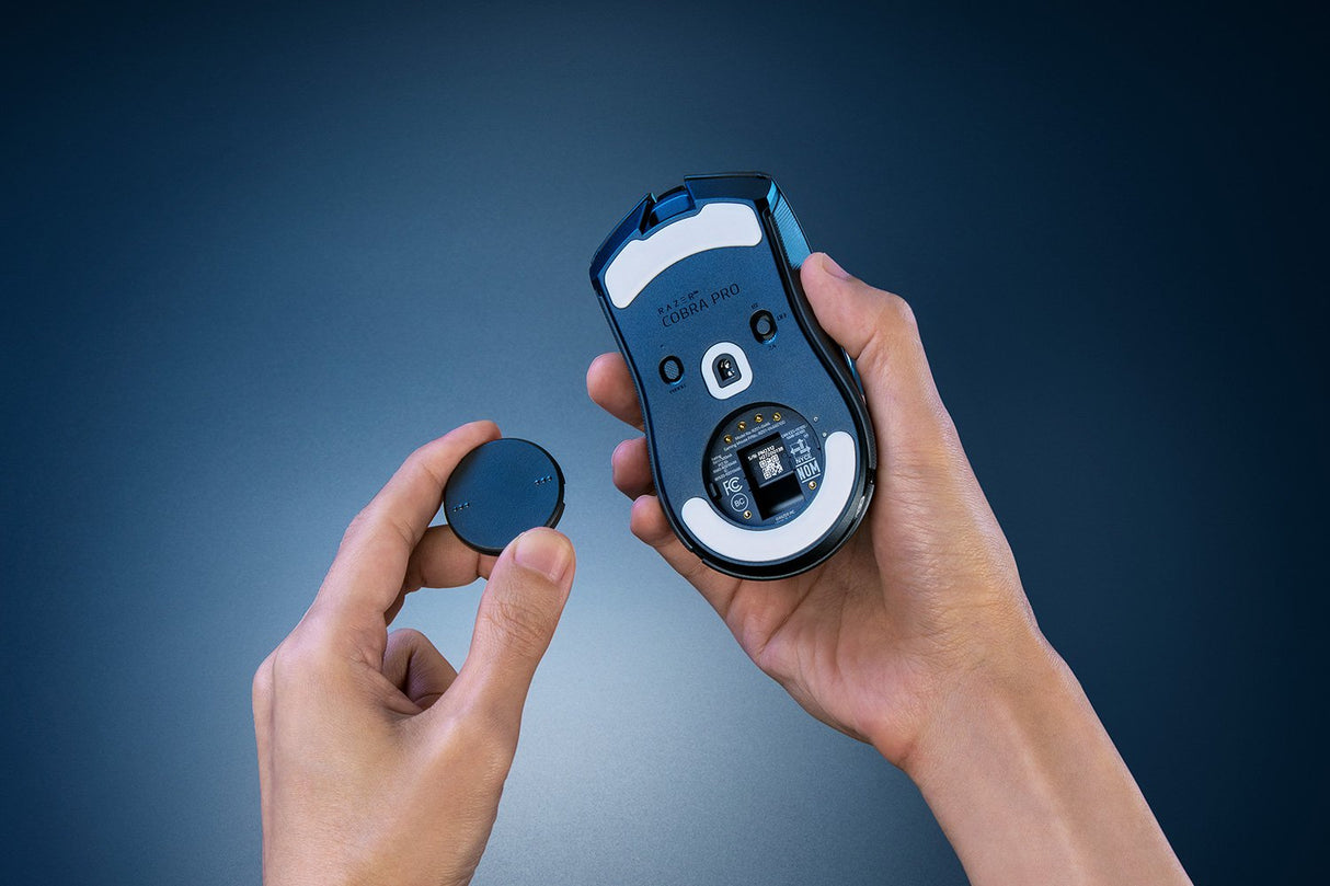 Razer Cobra Pro Customizable Wireless Gaming Mouse - Black RZ01-04660100-R3U1