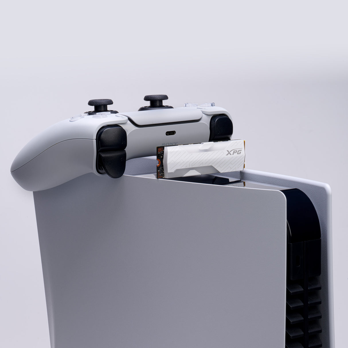 XPG SPECTRIX RGB S65G PCle Gen4 x4 M.2 SSD 1TB - White