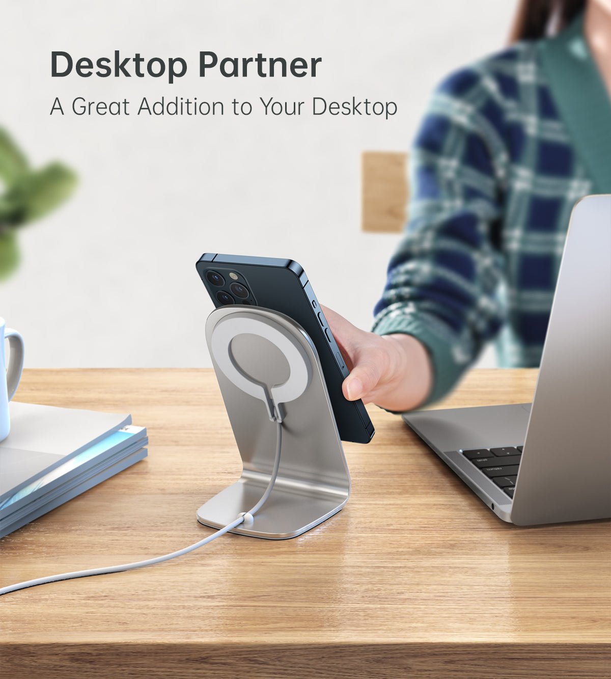 CHOETECH Magnetic Fast Wireless Charging Stand Holder with 5ft USB-C Cable for iPhone 12 (H047+T517) T511-S - Level UpLevel UpAdapter6971824978605