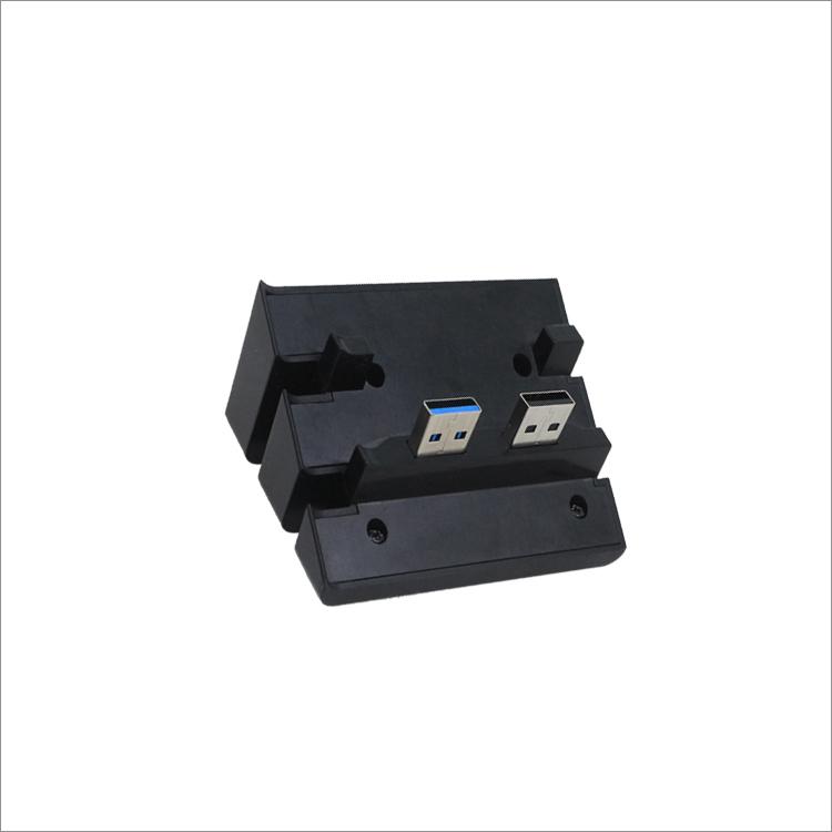 DOBE Pro USB HUB FOR P4 TP4-832 - Level UpDOBEPlayStation4567812208322