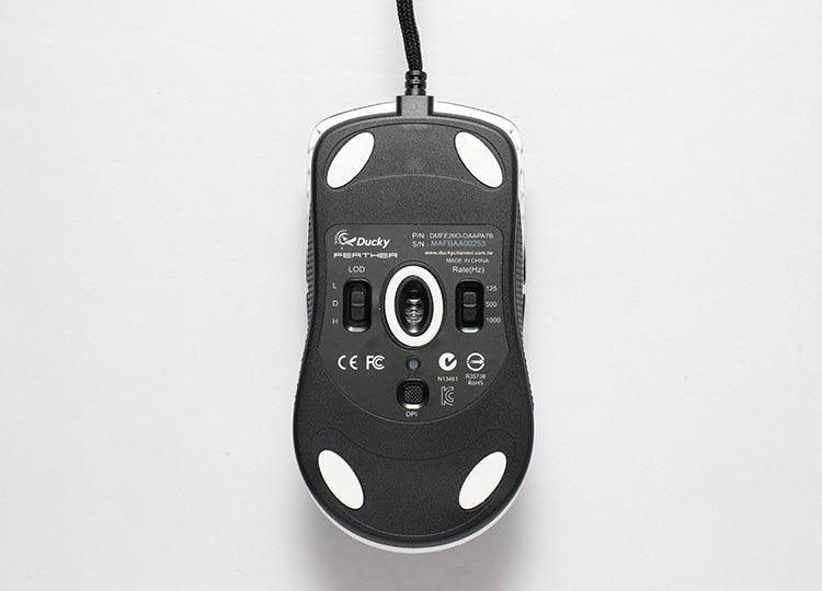 DUCKY FEATHER KAILH SWITCH RGB MOUSE - BLACK /WHITE - Level UpDUCKYPC Accessories4710578304559