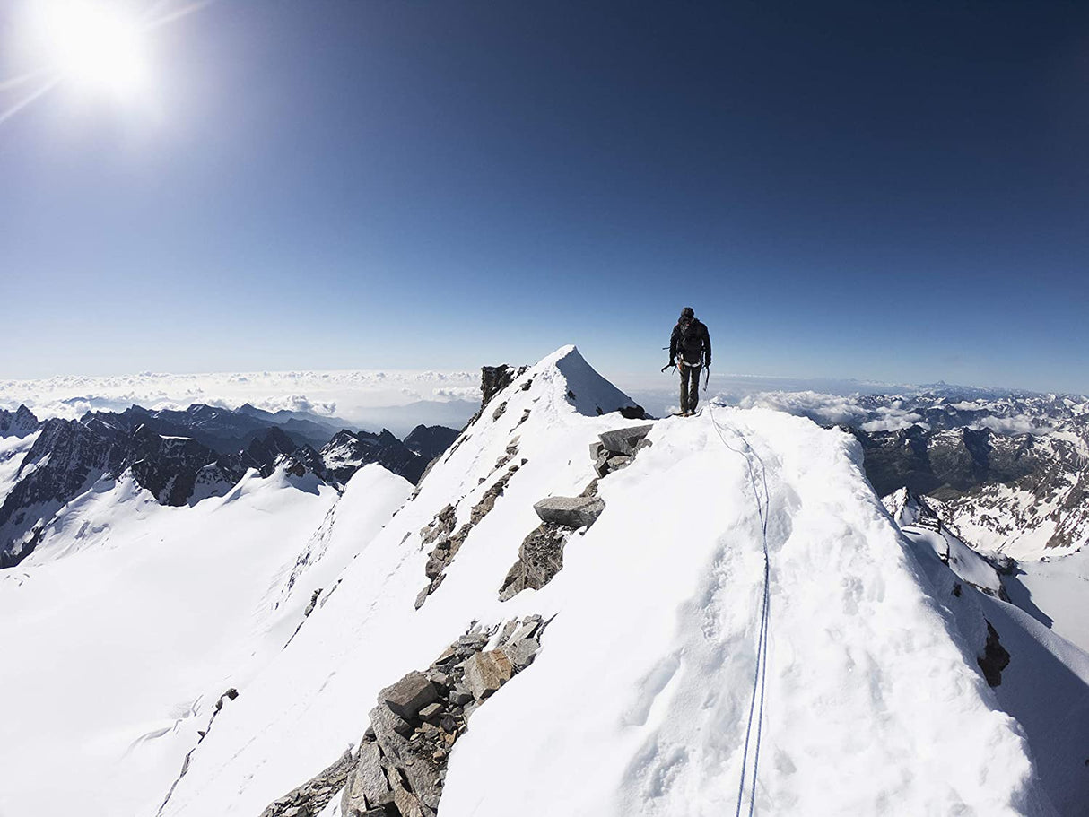 GoPro HERO9 Black - Level UpGoProCamera