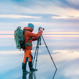 UGREEN Professional Tripod for Phone & Camera LP661