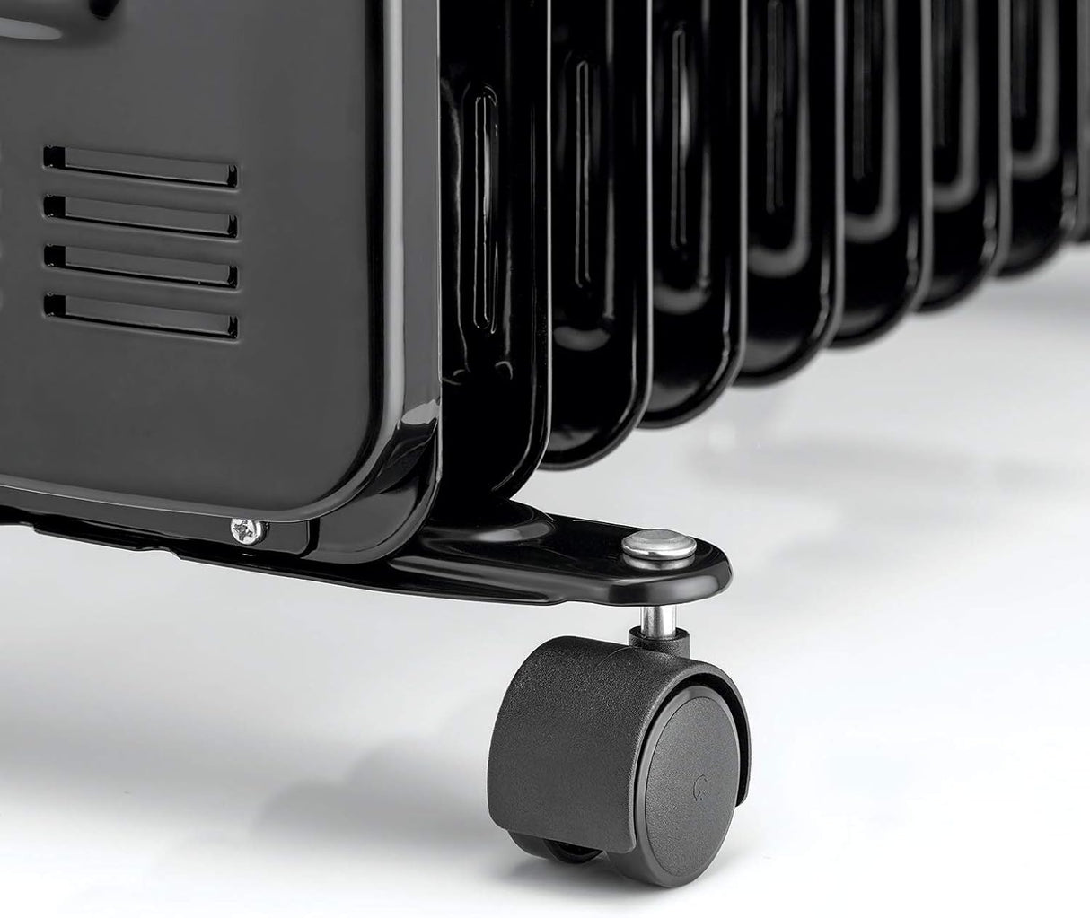 Wansa 13 Fin Oil Heater, 2500W, CY-C01F-13-28 - Black