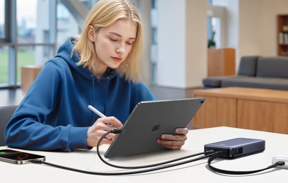 UGREEN Nexode Power Bank 45W 20000mAh Built-in Usb-C Cable - PB536