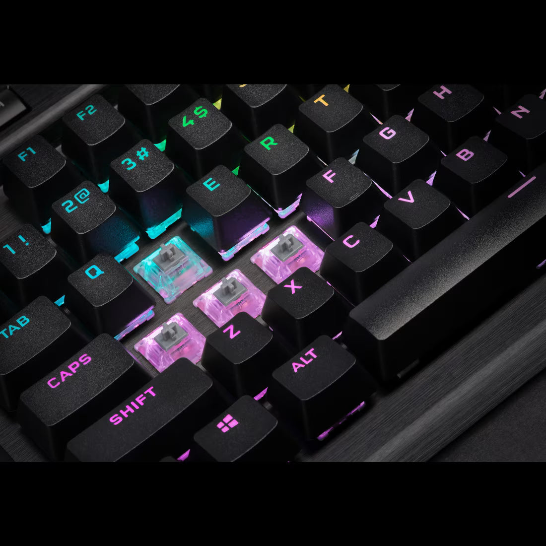 لوحة مفاتيح الألعاب السلكية كورسير K70 RGB TKL CHAMPION SERIES