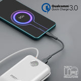 بنك طاقة بروميت فائق الصغر بسعة 30000 مللي أمبير، بقوة 35 واط، مزود بكابل USB-C وكابل Lightning مدمجين - أبيض