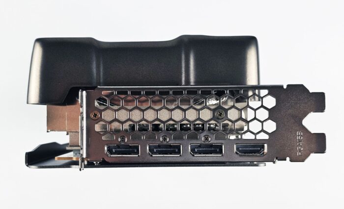 بطاقة رسومات ييستون جرافاستار راديون آر إكس 9070 إكس تي ميركوري نوفا أو سي 16 جيجابايت