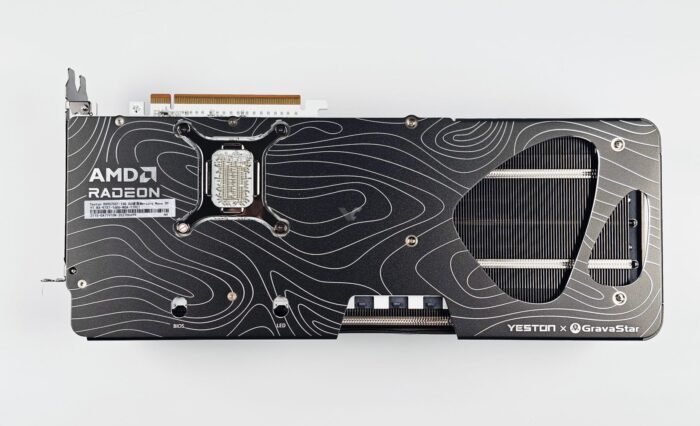 بطاقة رسومات ييستون جرافاستار راديون آر إكس 9070 إكس تي ميركوري نوفا أو سي 16 جيجابايت