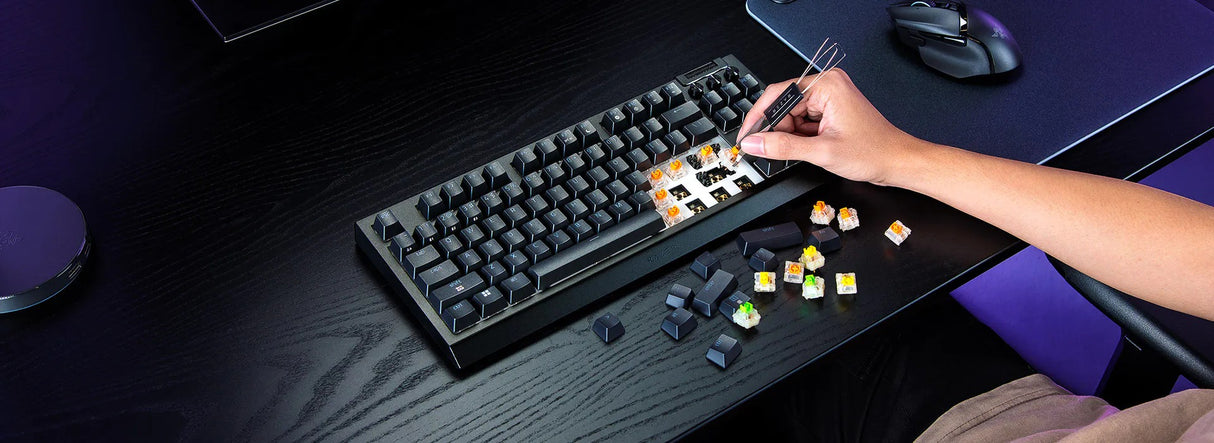 Razer BlackWidow V4 Tenkeyless HyperSpeed Wireless Hot-swappable Gaming Keyboard - Black