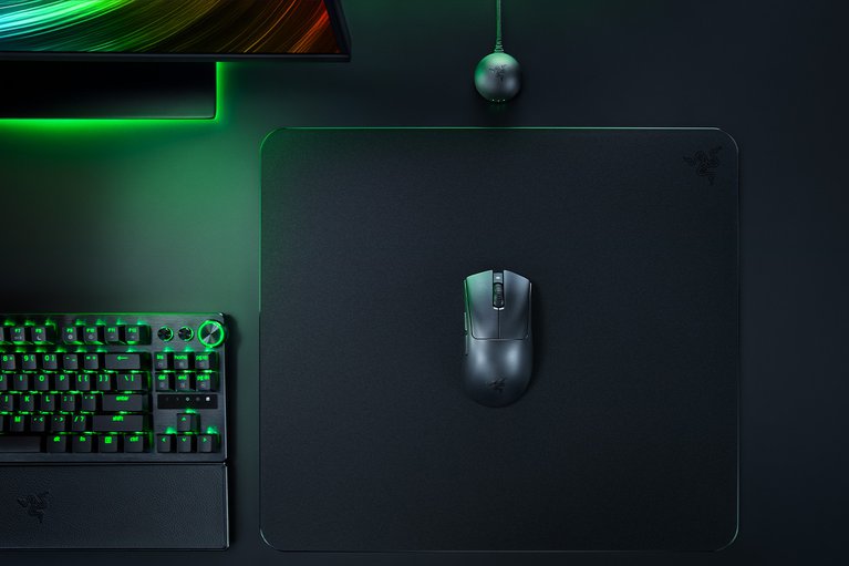 Razer DeathAdder V4 Pro Ultra-lightweight Wireless Ergonomic Esports Mouse