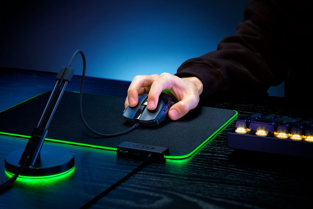 Razer Cobra Lightweight Wired Gaming Mouse with Razer Chroma™ RGB - Level UpRazer8886419334095